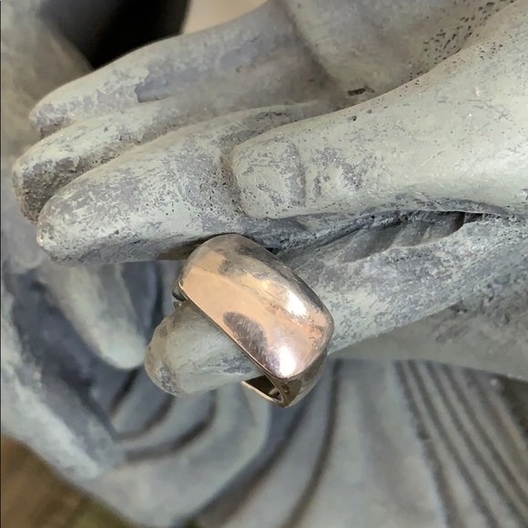 Sterling Silver Ring - Picture 6 of 10